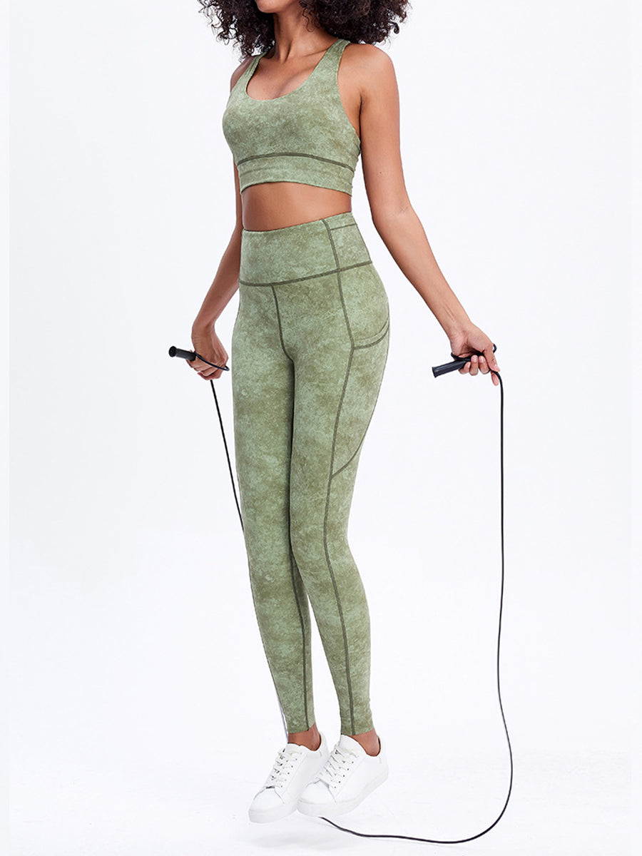 2pcs Sleeveless Tank Skin-Friendly Sports Set Workout Set Fitness Yoga Suit with Chest Pads