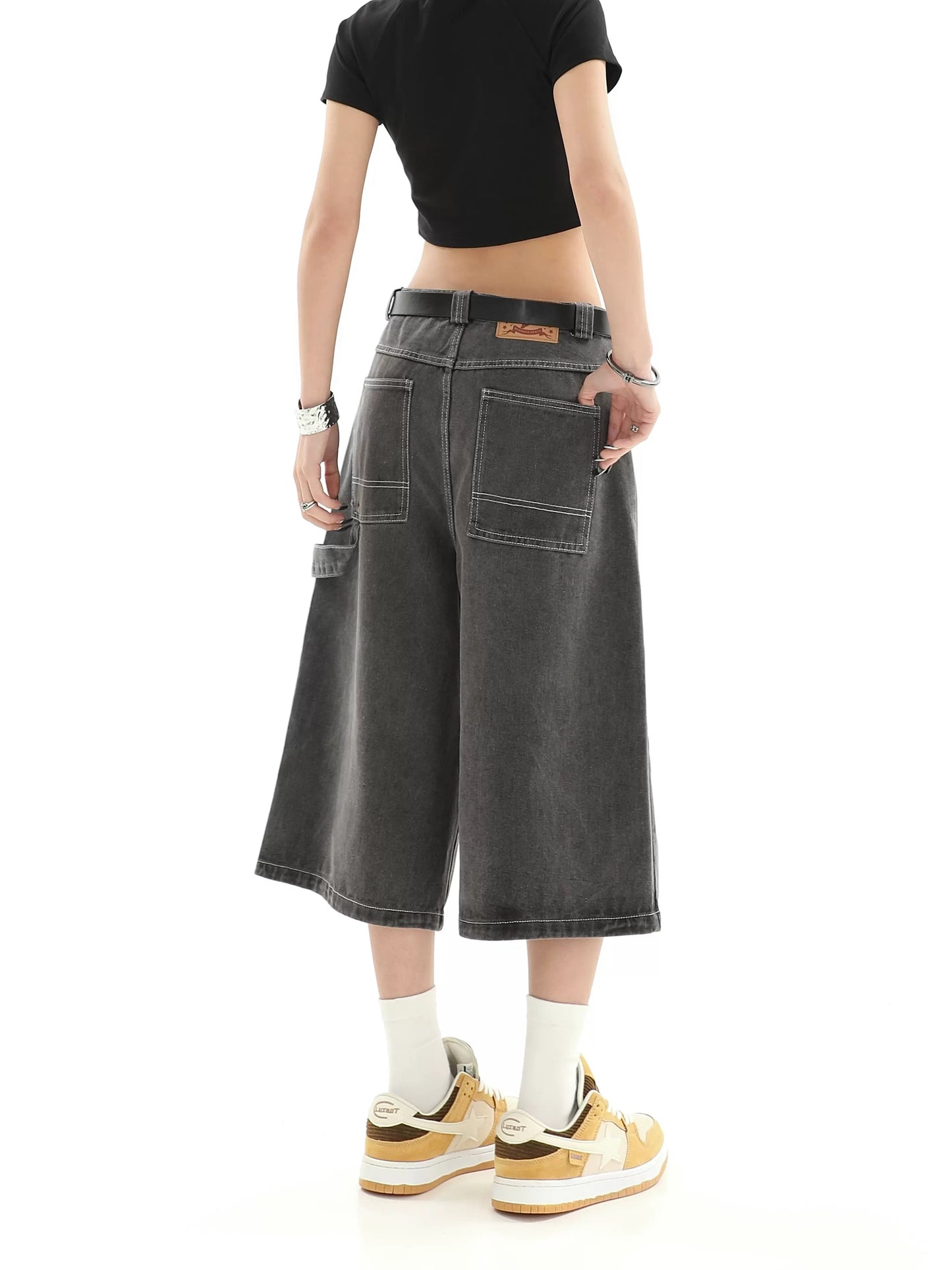 Solid Color Low Rise Loose Fit Short Jeans