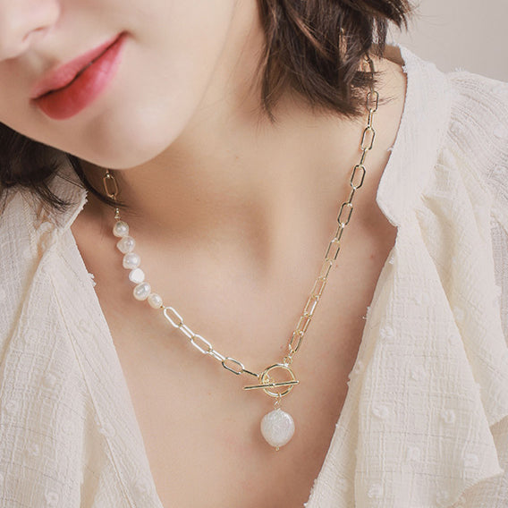 Vintage Camellia Metal Necklace