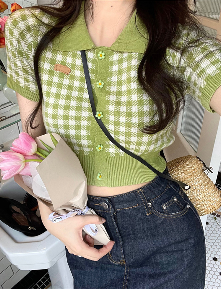 Plaid Flower Knite Crop Top