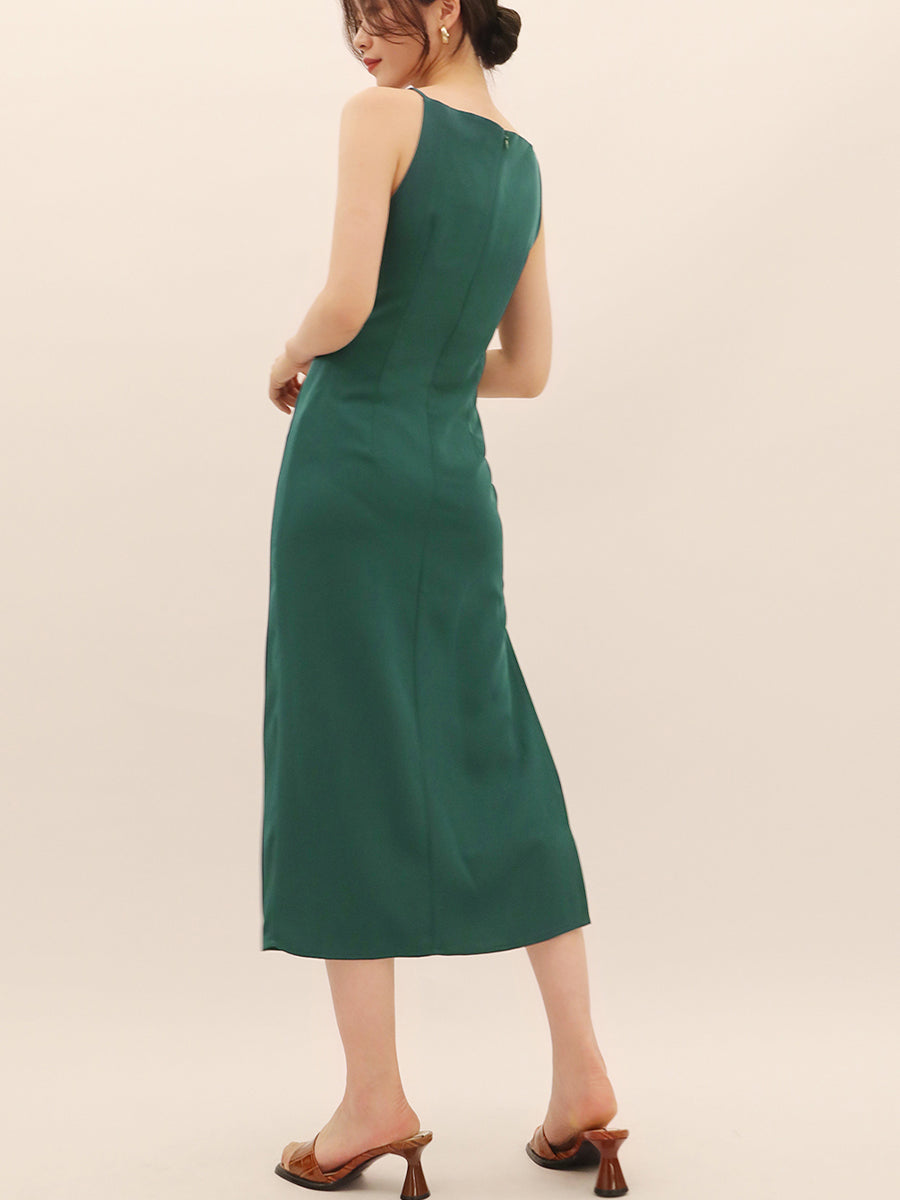 Pleated Solid Color Sleeveless Dress