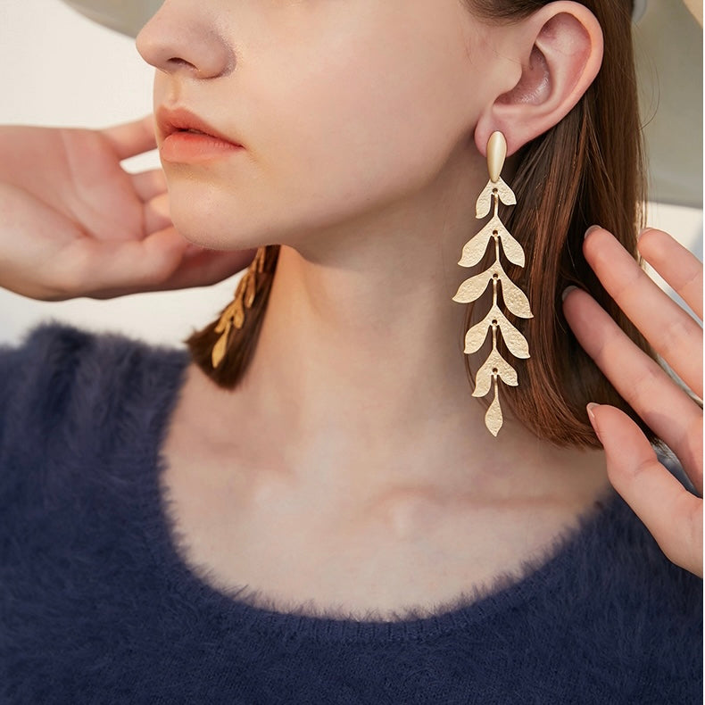 Golden Wheat Wave Earrings