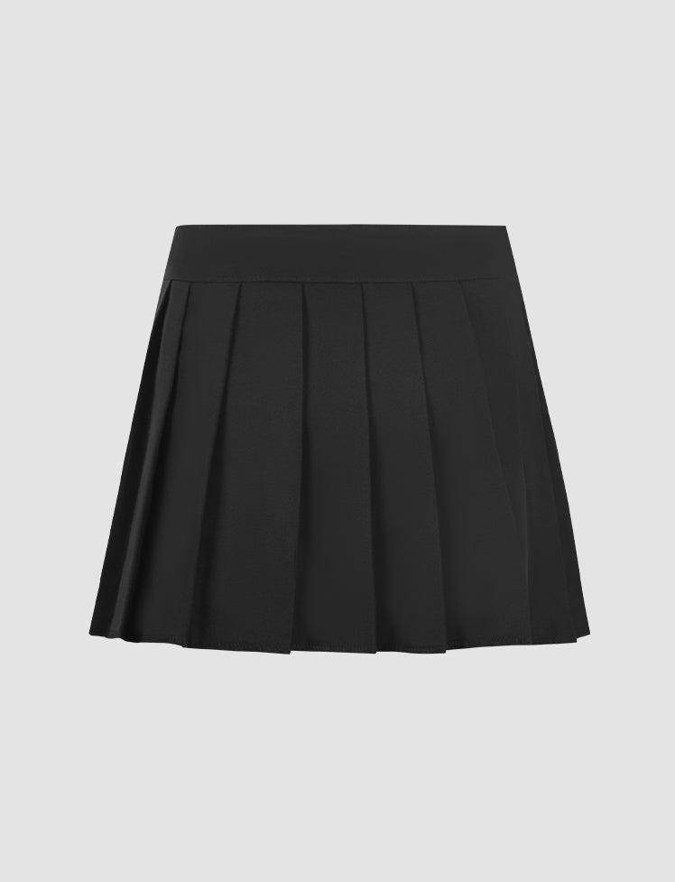 Buckle Slit Pleated Skirt
