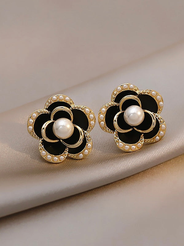 Black Camellia Earring