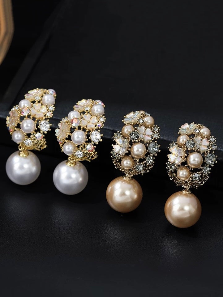 Flower Pearl Earrings