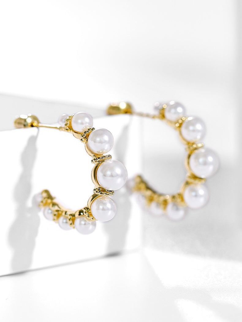 Pearl Round Earrings