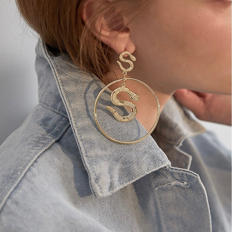 Snake Round Earrings