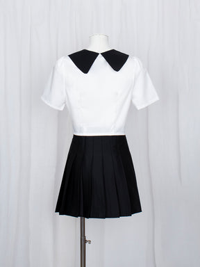 Black and White Lapel Pockets Shirt Crop Top with Pearl Ribbon Accessory