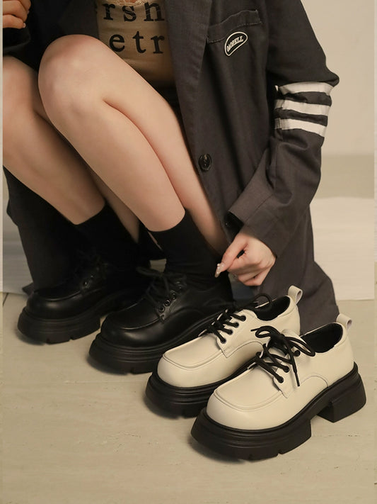 Chunky Heeled Lace-up Pumps