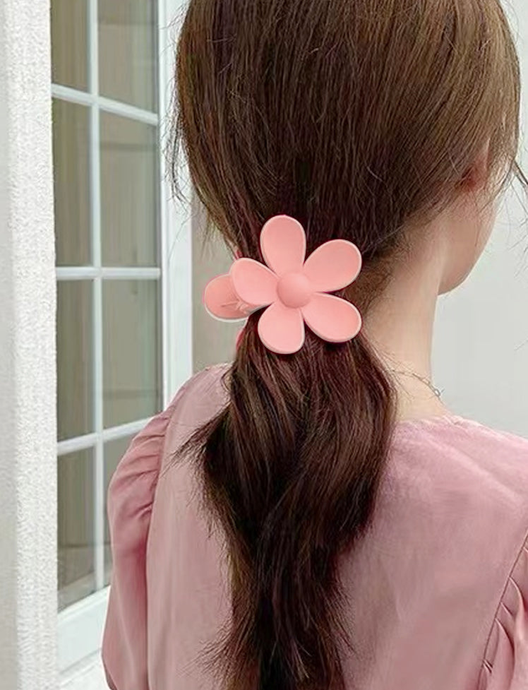 Flower Shape Hair Claw