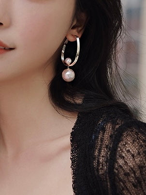 Oversized Pearls Earrings