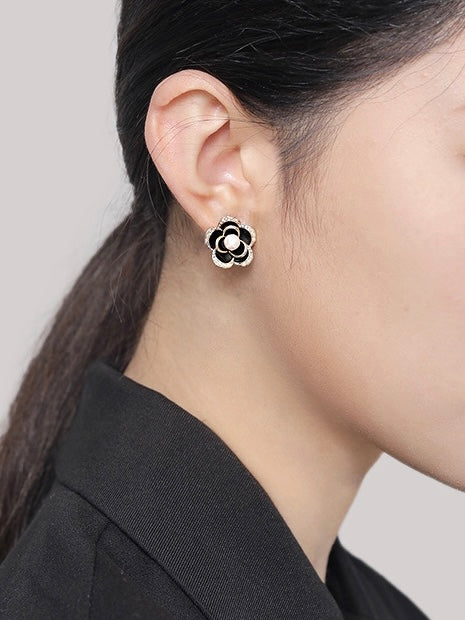 Black Camellia Earring