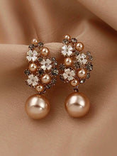 Flower Pearl Earrings