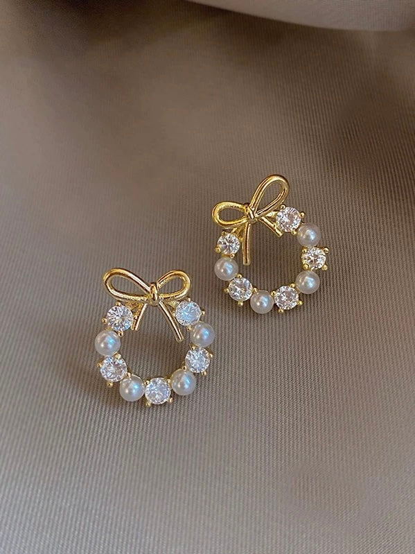 Bow Diamond Earrings