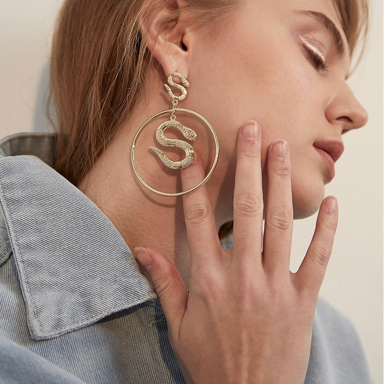 Snake Round Earrings